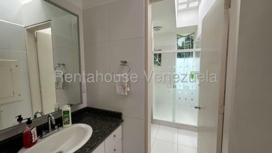 Casa (Duplex) en Venta en El Marques, Distrito Metropolitano - 31
