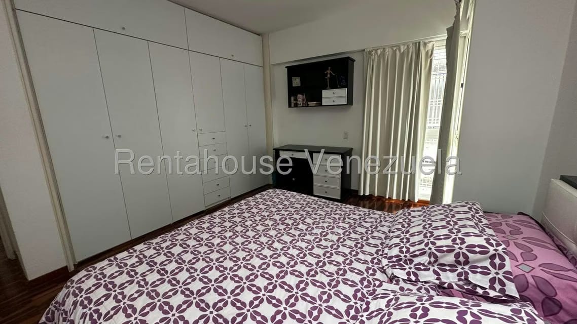Casa (Duplex) en Venta en El Marques, Distrito Metropolitano - 34