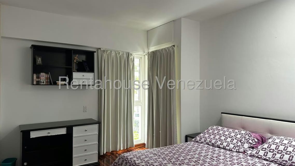 Casa (Duplex) en Venta en El Marques, Distrito Metropolitano - 35