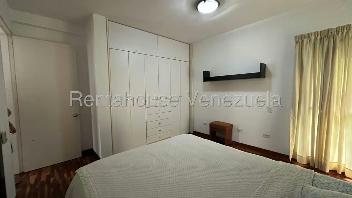 Casa (Duplex) en Venta en El Marques, Distrito Metropolitano - 37