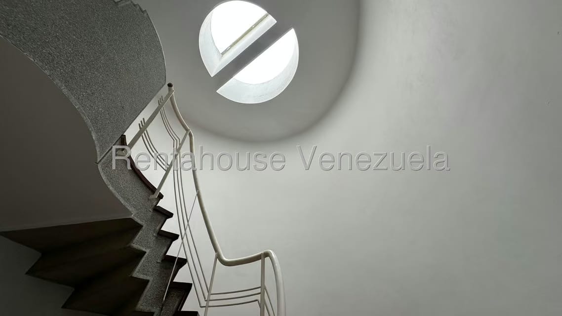 Casa (Duplex) en Venta en El Marques, Distrito Metropolitano - 39