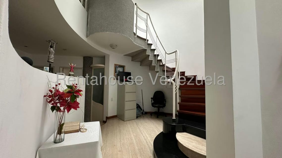 Casa (Duplex) en Venta en El Marques, Distrito Metropolitano - 6