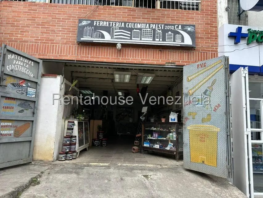 Comercial (Local Comercial) en Venta en Catia, Distrito Metropolitano