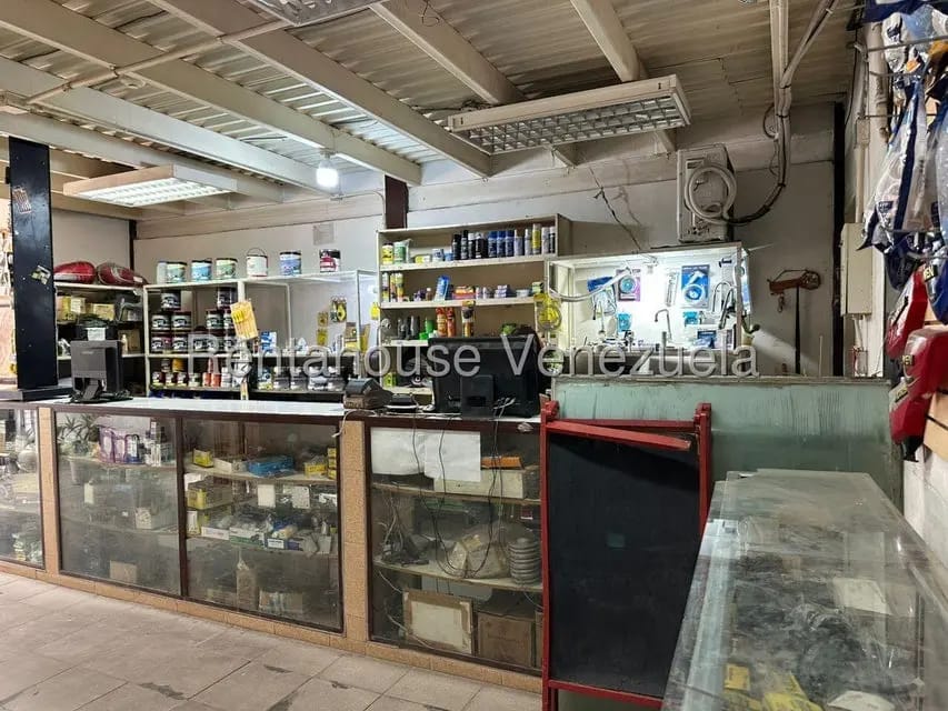 Comercial (Local Comercial) en Venta en Catia, Distrito Metropolitano - 6