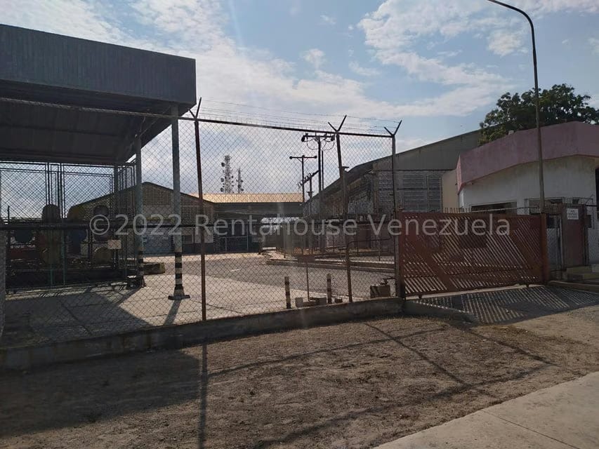 Comercial (Galpon - Deposito) en Venta en Zona Industrial Sur, Zulia - 20