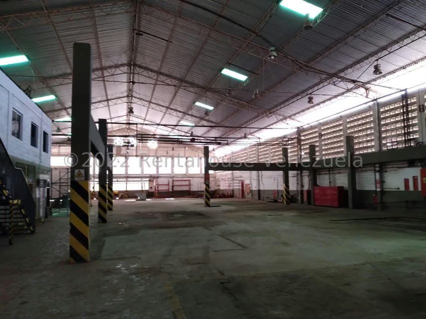 Comercial (Galpon - Deposito) en Venta en Zona Industrial Sur, Zulia - 6
