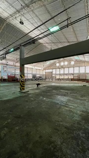 Comercial (Galpon - Deposito) en Venta en Zona Industrial Sur, Zulia - 9