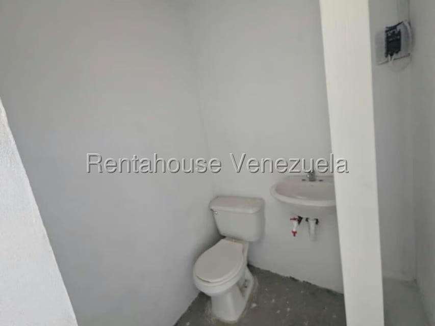Comercial (Local Comercial) en Alquiler en El Recreo, Lara - 15