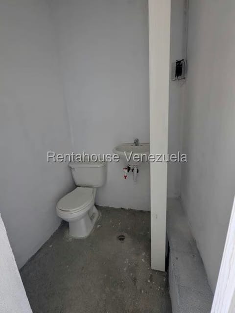 Comercial (Local Comercial) en Alquiler en El Recreo, Lara - 5