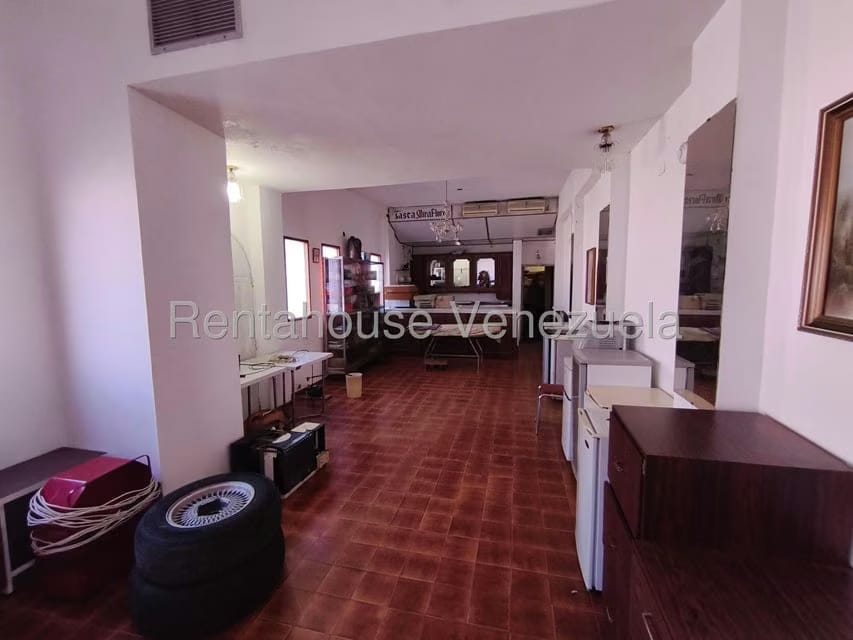 Comercial (Edificio) en Venta en Punto Fijo, Falcon - 11