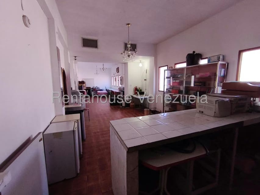 Comercial (Edificio) en Venta en Punto Fijo, Falcon - 13