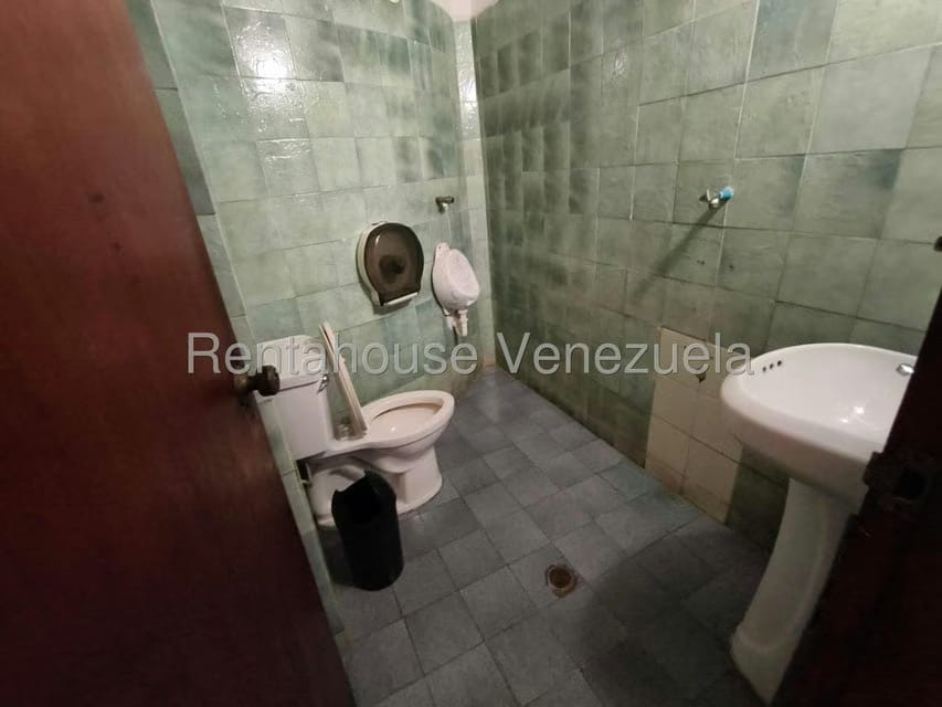 Comercial (Edificio) en Venta en Punto Fijo, Falcon - 21
