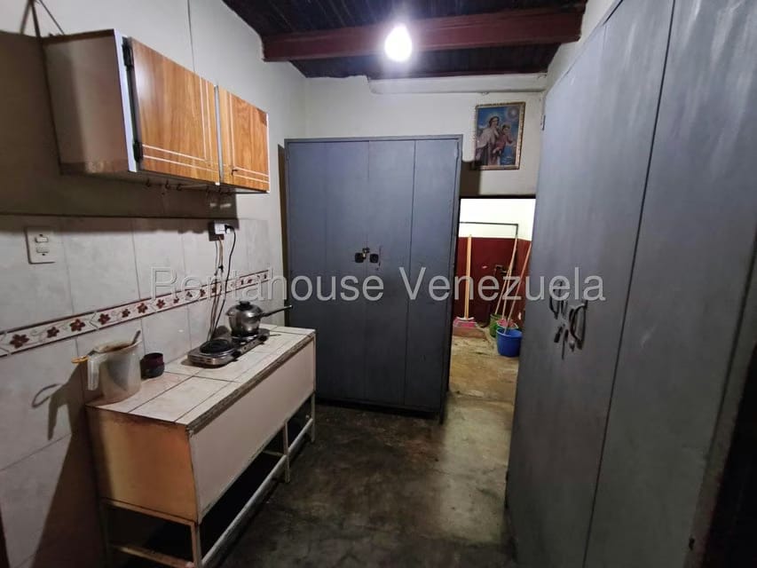 Comercial (Edificio) en Venta en Punto Fijo, Falcon - 27