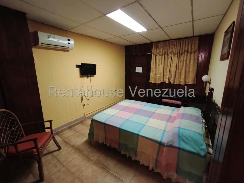 Comercial (Edificio) en Venta en Punto Fijo, Falcon - 32
