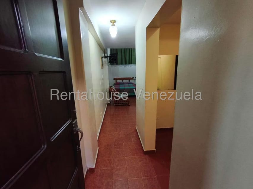 Comercial (Edificio) en Venta en Punto Fijo, Falcon - 33