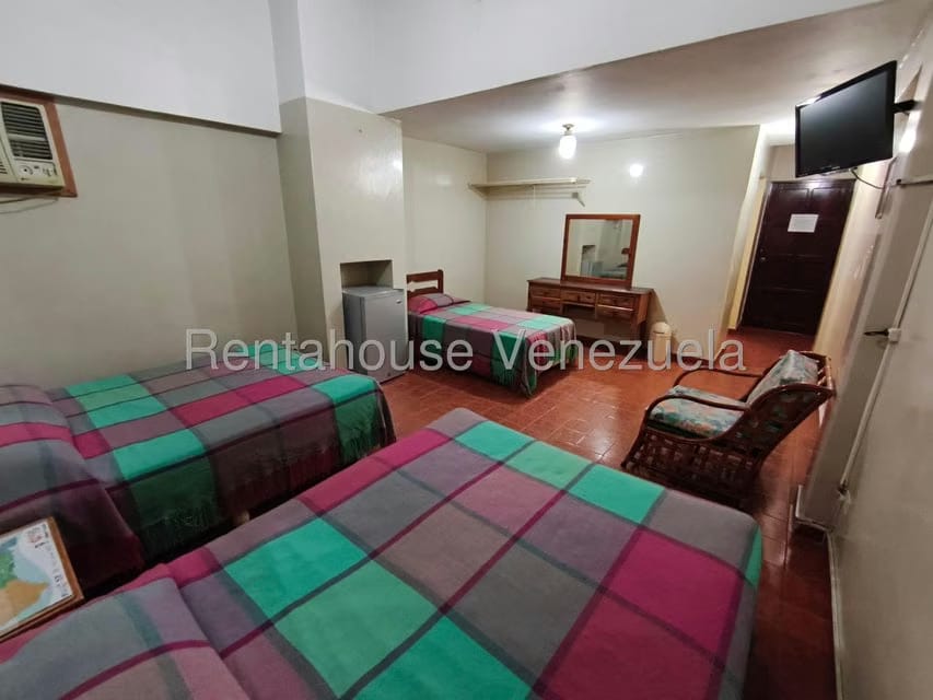 Comercial (Edificio) en Venta en Punto Fijo, Falcon - 39