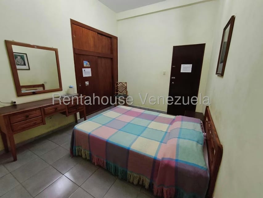 Comercial (Edificio) en Venta en Punto Fijo, Falcon - 47