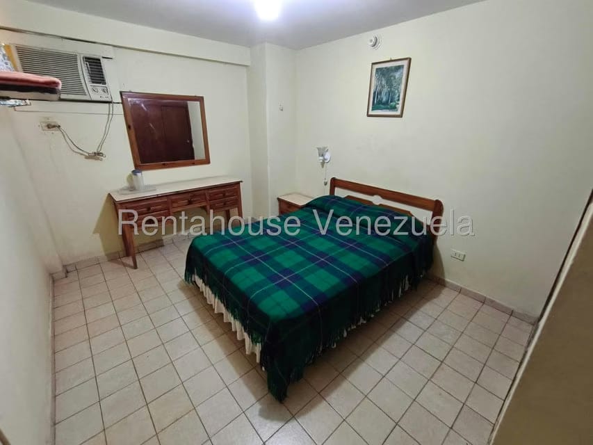 Comercial (Edificio) en Venta en Punto Fijo, Falcon - 53