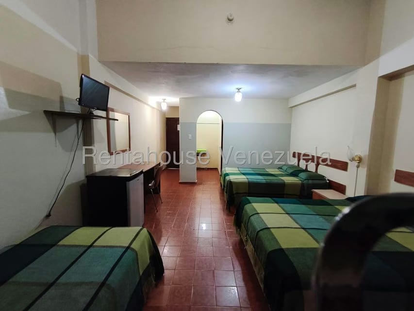 Comercial (Edificio) en Venta en Punto Fijo, Falcon - 58