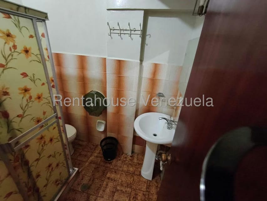 Comercial (Edificio) en Venta en Punto Fijo, Falcon - 61