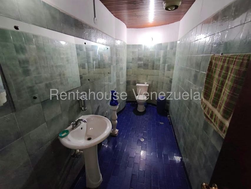 Comercial (Edificio) en Venta en Punto Fijo, Falcon - 75