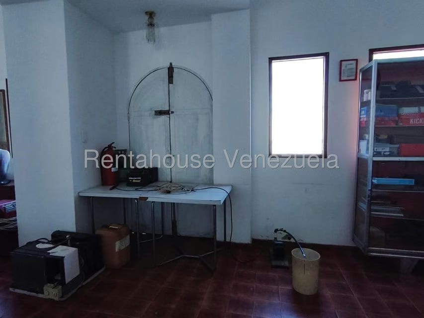 Comercial (Edificio) en Venta en Punto Fijo, Falcon - 78