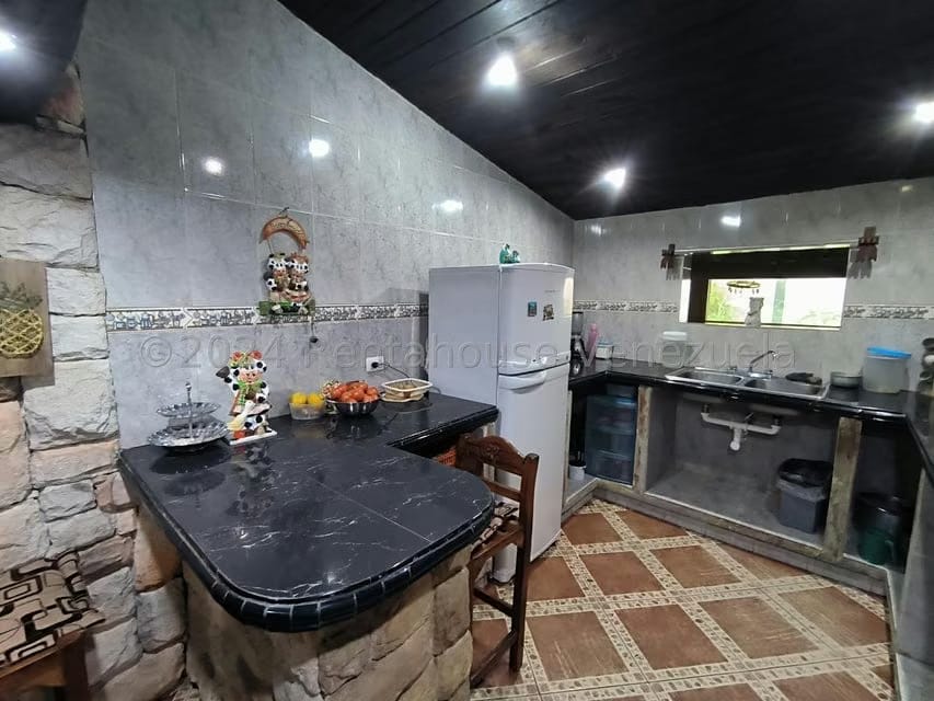 Terreno (Finca) en Venta en La Colonia Tovar, Aragua - 13