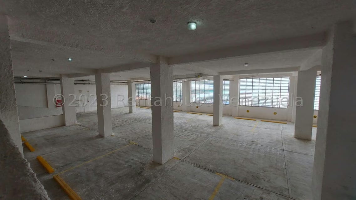 Comercial (Oficina) en Alquiler en Las Acacias, Carabobo - 14