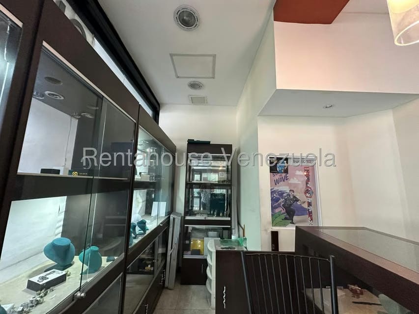Comercial (Local Comercial) en Venta en El Paraiso, Distrito Metropolitano - 6
