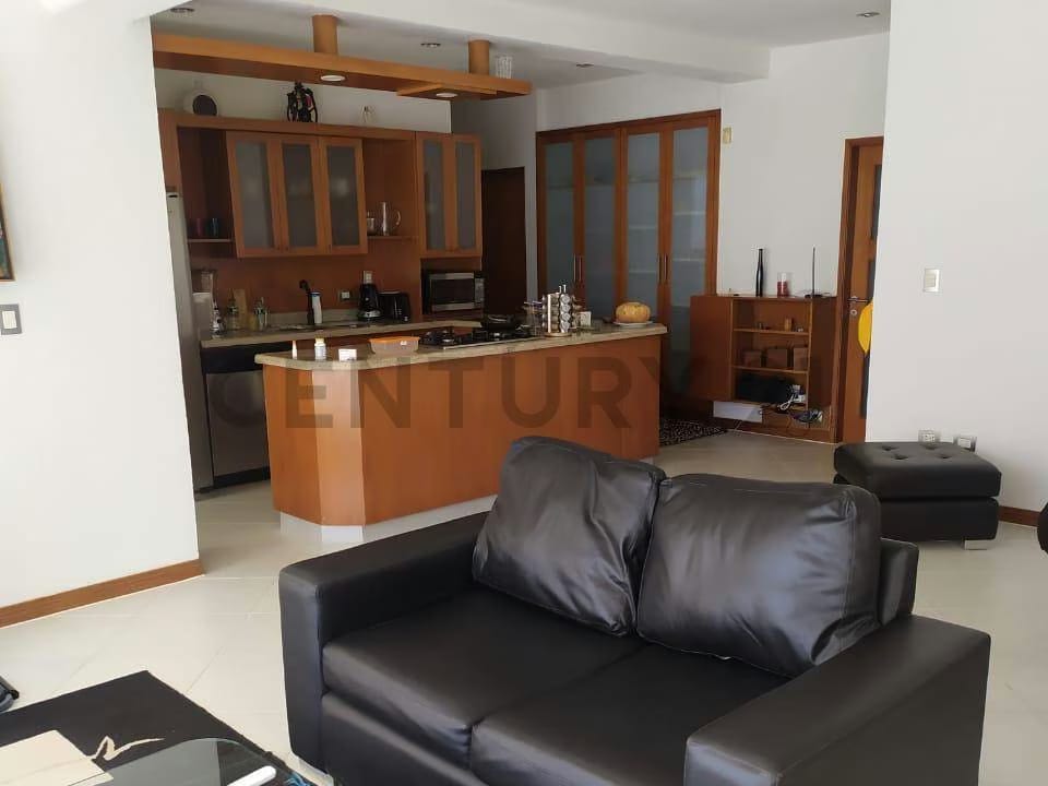 Edificio Tacamajaca Ubicado en Playa el Yaque. se venden por separado - 4