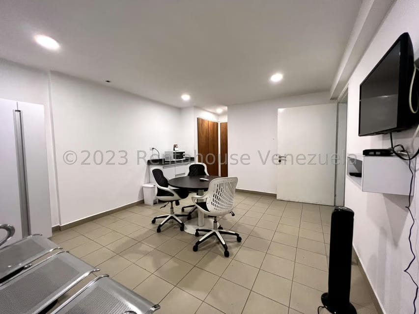 Apartamento (1 Nivel) en Venta en Campo Alegre, Distrito Metropolitano - 45