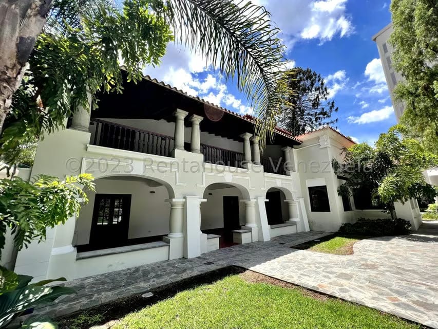 Apartamento (1 Nivel) en Venta en Campo Alegre, Distrito Metropolitano - 55
