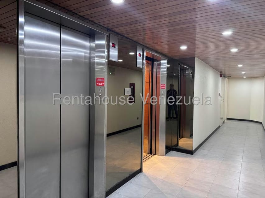 Apartamento (1 Nivel) en Venta en Manzanares, Distrito Metropolitano - 3
