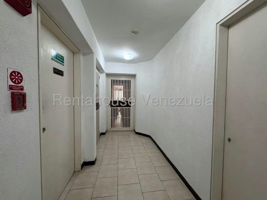Apartamento (1 Nivel) en Venta en Manzanares, Distrito Metropolitano - 4