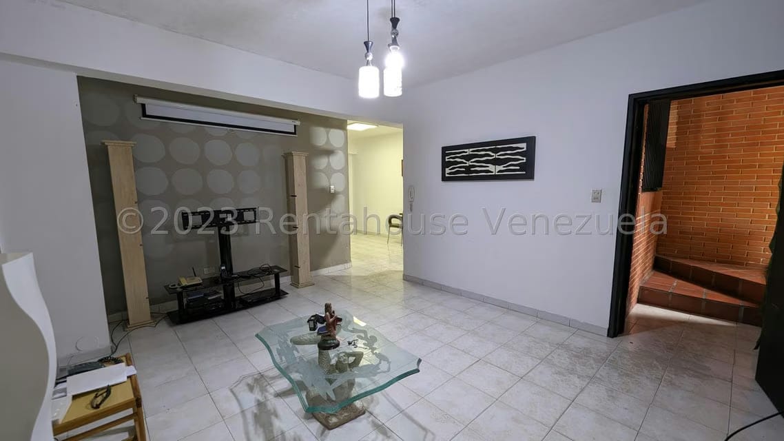 Casa (1 Nivel) en Venta en Miranda, Distrito Metropolitano - 37