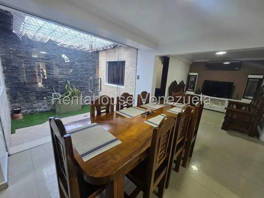 Townhouse (Duplex) en Venta en Villa Roca, Lara - 11