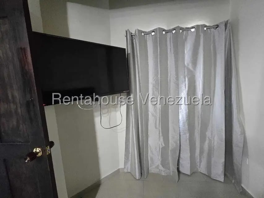 Townhouse (Duplex) en Venta en Villa Roca, Lara - 13