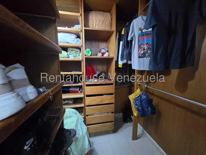 Townhouse (Duplex) en Venta en Villa Roca, Lara - 16