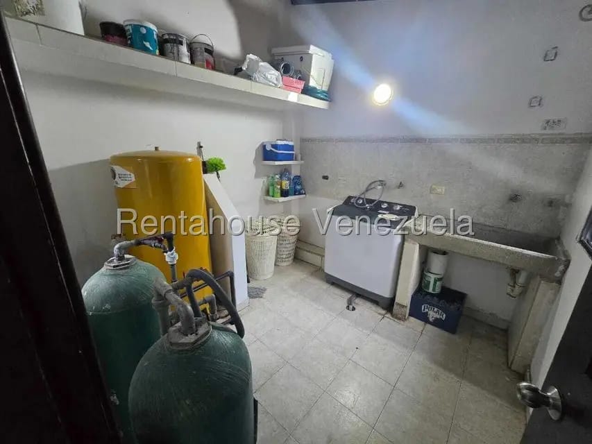 Townhouse (Duplex) en Venta en Villa Roca, Lara - 23