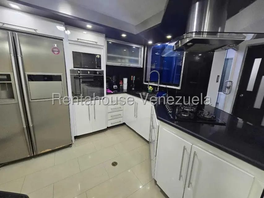 Townhouse (Duplex) en Venta en Villa Roca, Lara - 8