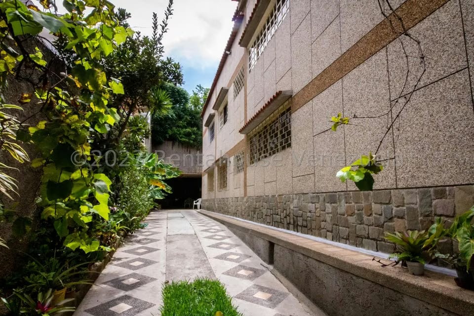 Casa (Multipes Niveles) en Venta en El Llanito, Distrito Metropolitano - 12