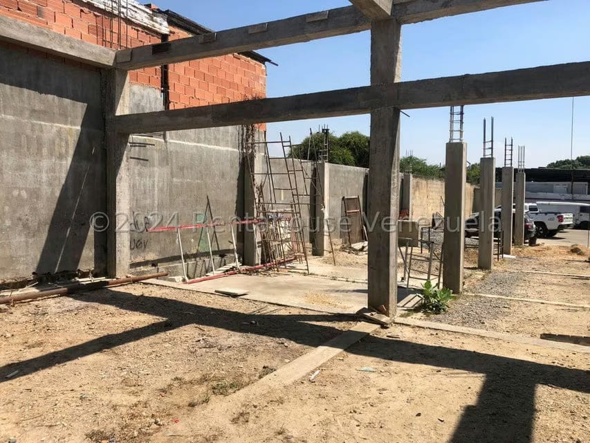 Terreno (Comercial) en Venta en Los Guayos, Carabobo - 9