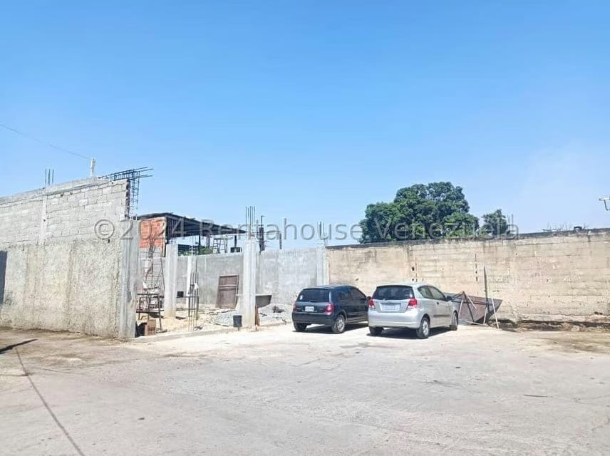 Terreno (Comercial) en Venta en Los Guayos, Carabobo - 10