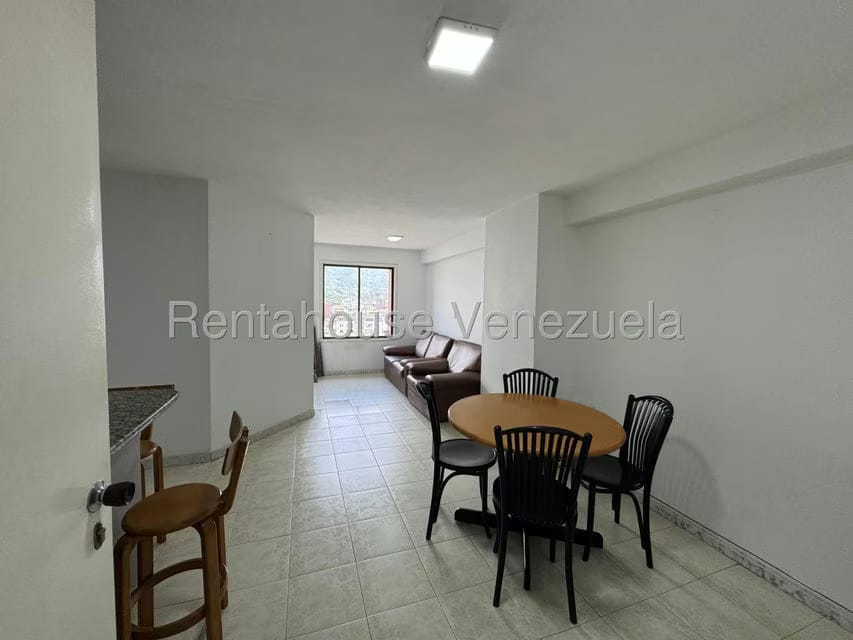 Apartamento (1 Nivel) en Alquiler en Sabana Grande, Distrito Metropolitano - 6