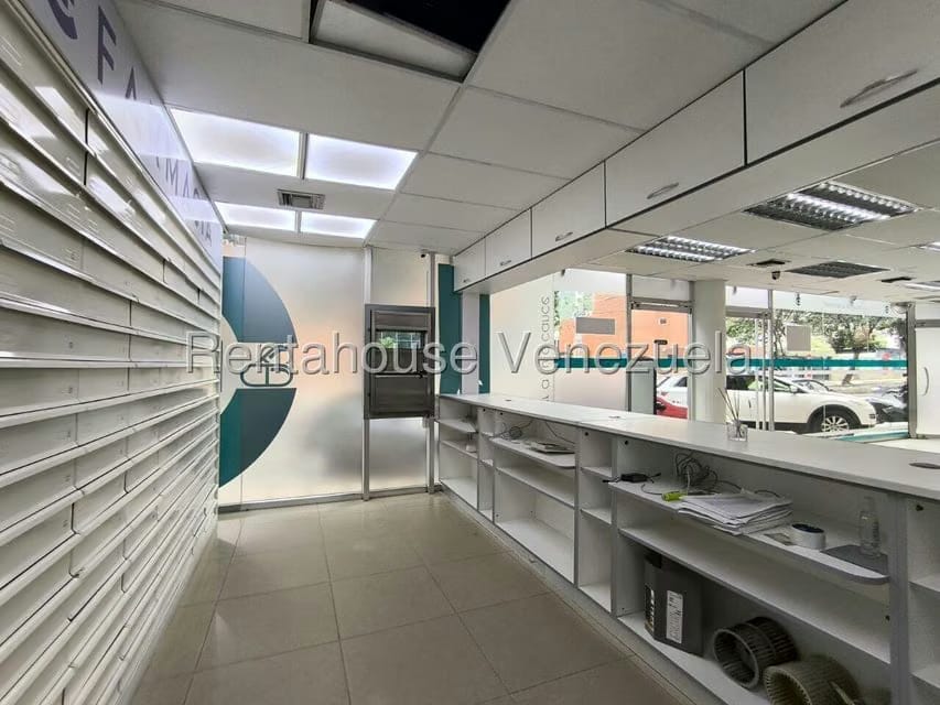 Comercial (Local Comercial) en Alquiler en Rancho Grande, Carabobo - 16