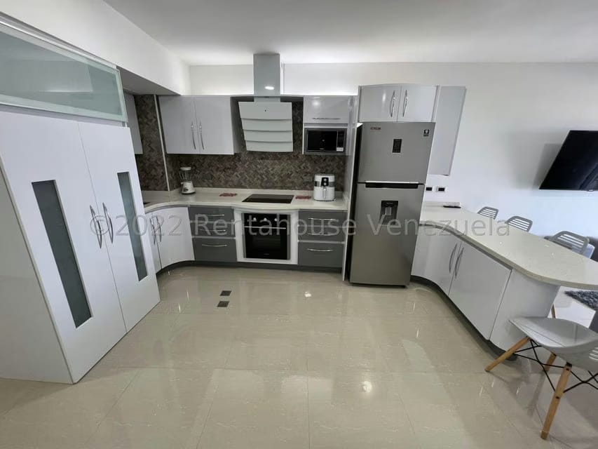 Apartamento (1 Nivel) en Venta en Agua Sal, Miranda - 8