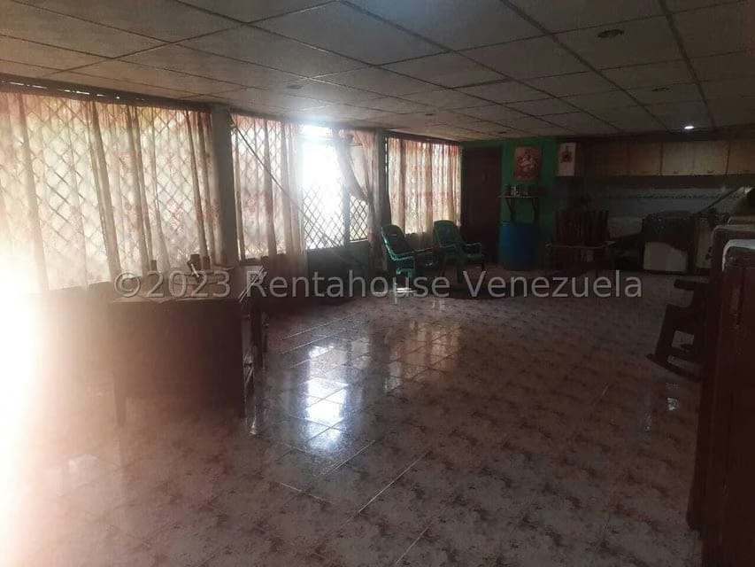 Casa (1 Nivel) en Venta en San José, Miranda - 14