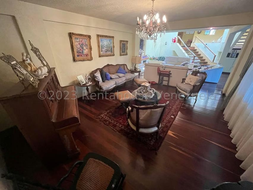 Casa (Multipes Niveles) en Venta en El Hatillo, Distrito Metropolitano - 11