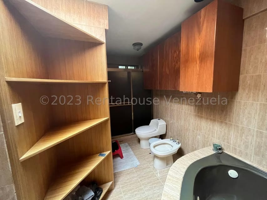 Casa (Multipes Niveles) en Venta en El Hatillo, Distrito Metropolitano - 26