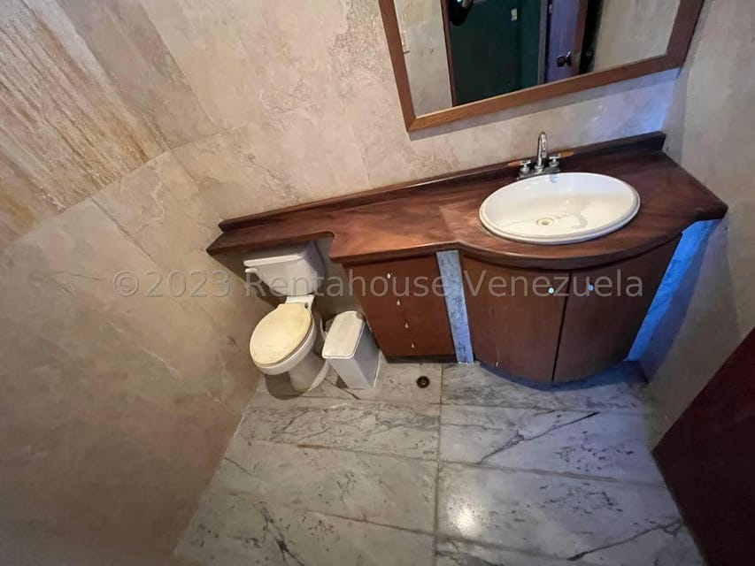 Casa (Multipes Niveles) en Venta en El Hatillo, Distrito Metropolitano - 29
